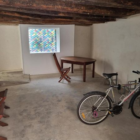 Fenetre Sur Cour Du Docteur Privey - Secure Park Bike - Voie Bleue Hotel Tournus Exterior foto