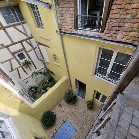 Fenetre Sur Cour Du Docteur Privey - Secure Park Bike - Voie Bleue Hotel Tournus Exterior foto