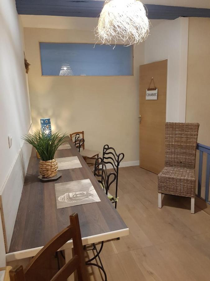 Fenetre Sur Cour Du Docteur Privey - Secure Park Bike - Voie Bleue Hotel Tournus Exterior foto